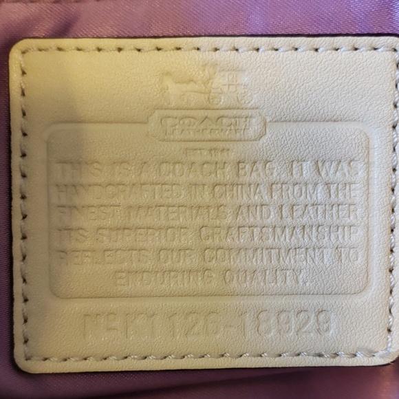 Coach purse - Picture 4 of 8